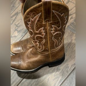 Brown boots